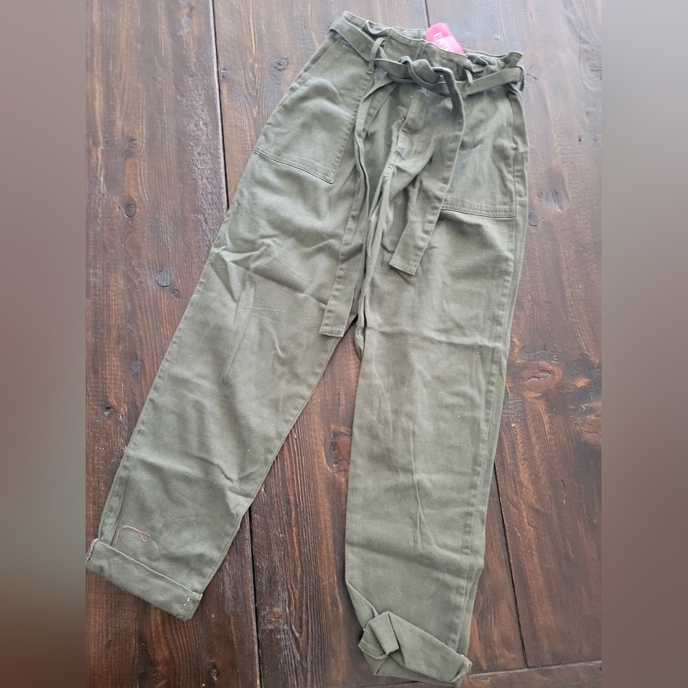 a'gaci Olive Green Women's Pants:Small